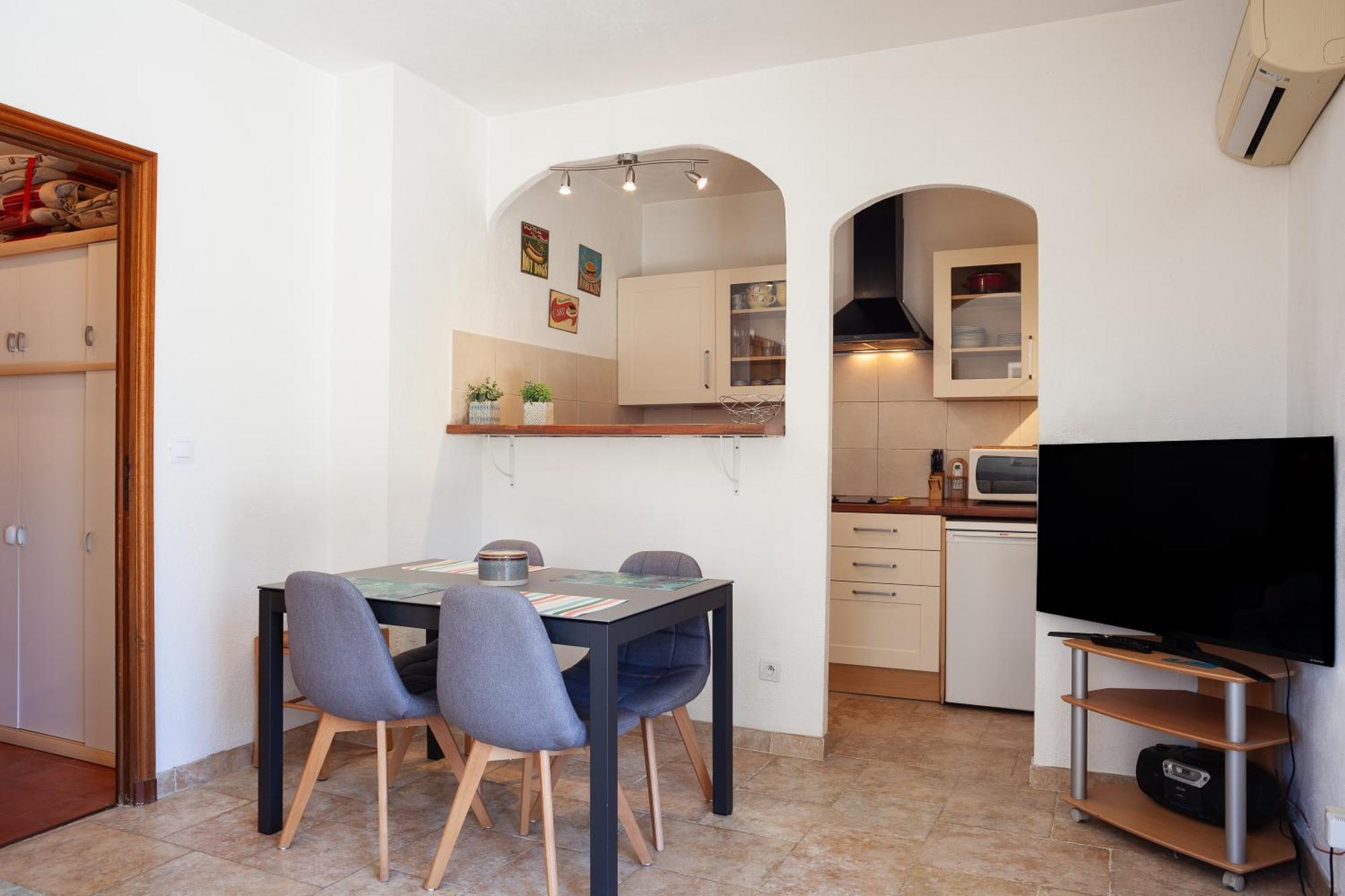 Apartment Somptueux Avec Jardin *